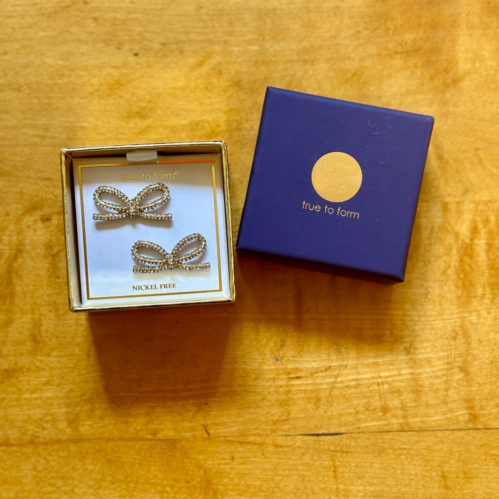 True To Form Bow Earrings Nickel Free NEW In Box Party Holiday Gift